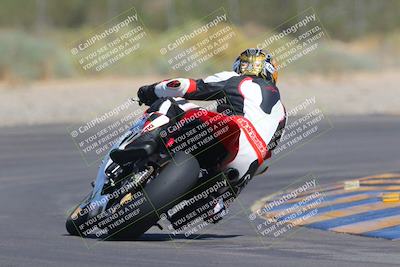 media/Sep-25-2023-Moto Forza (Mon) [[81ffa65e0a]]/A Group/Session 4 (Turn 2 Backside)/